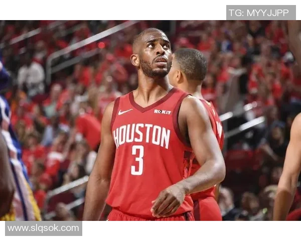 克里斯保罗的篮球生涯回顾与未来展望:传奇控卫的荣耀与挑战 克里斯保罗的篮球生涯回顾与未来展望:传奇控卫的荣耀与挑战