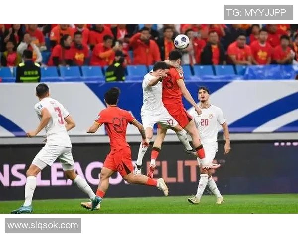 国足与韩国激战在即长沙赛场门票火热抢购中 国足与韩国激战在即长沙赛场门票火热抢购中